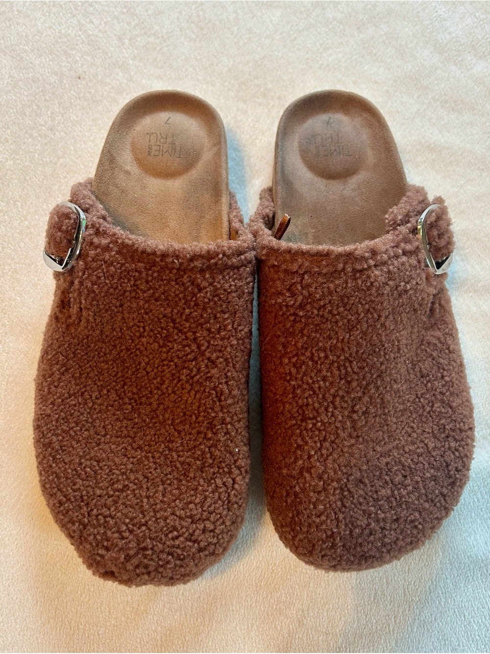 Time and Tru Sherpa Brown Slip on Clogs Women’s Sz 7